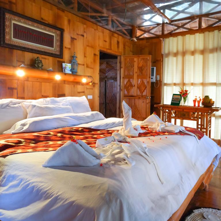 The Coral Blue Oriental Beach Villas And Suites Santa Fe  Extérieur photo